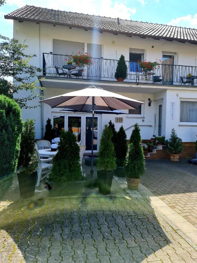 Pension Villaggio Mertesheim Экстерьер фото